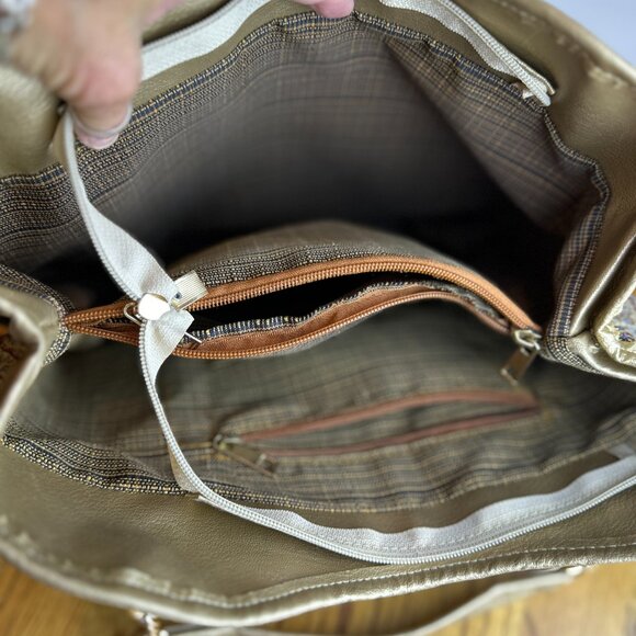 MOTTIF ISTANBUL 1024 woven chain faux leather chain strap. Woven shimmery gold - Picture 6 of 7